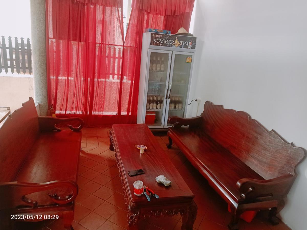 Aurora Backpackers Hostel لوانغ برابانغ المظهر الخارجي الصورة