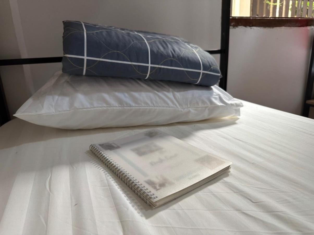 Aurora Backpackers Hostel لوانغ برابانغ المظهر الخارجي الصورة