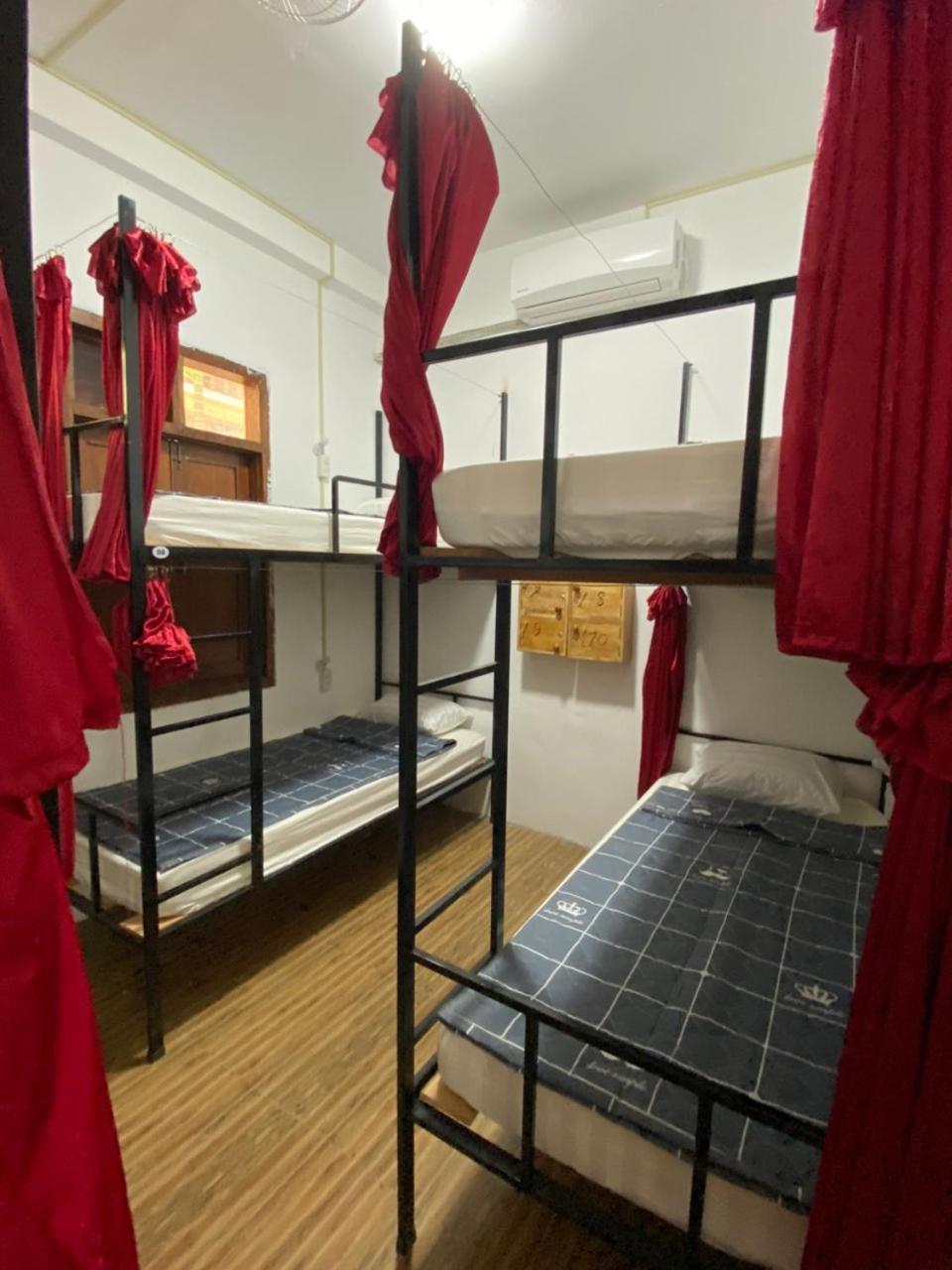 Aurora Backpackers Hostel لوانغ برابانغ المظهر الخارجي الصورة
