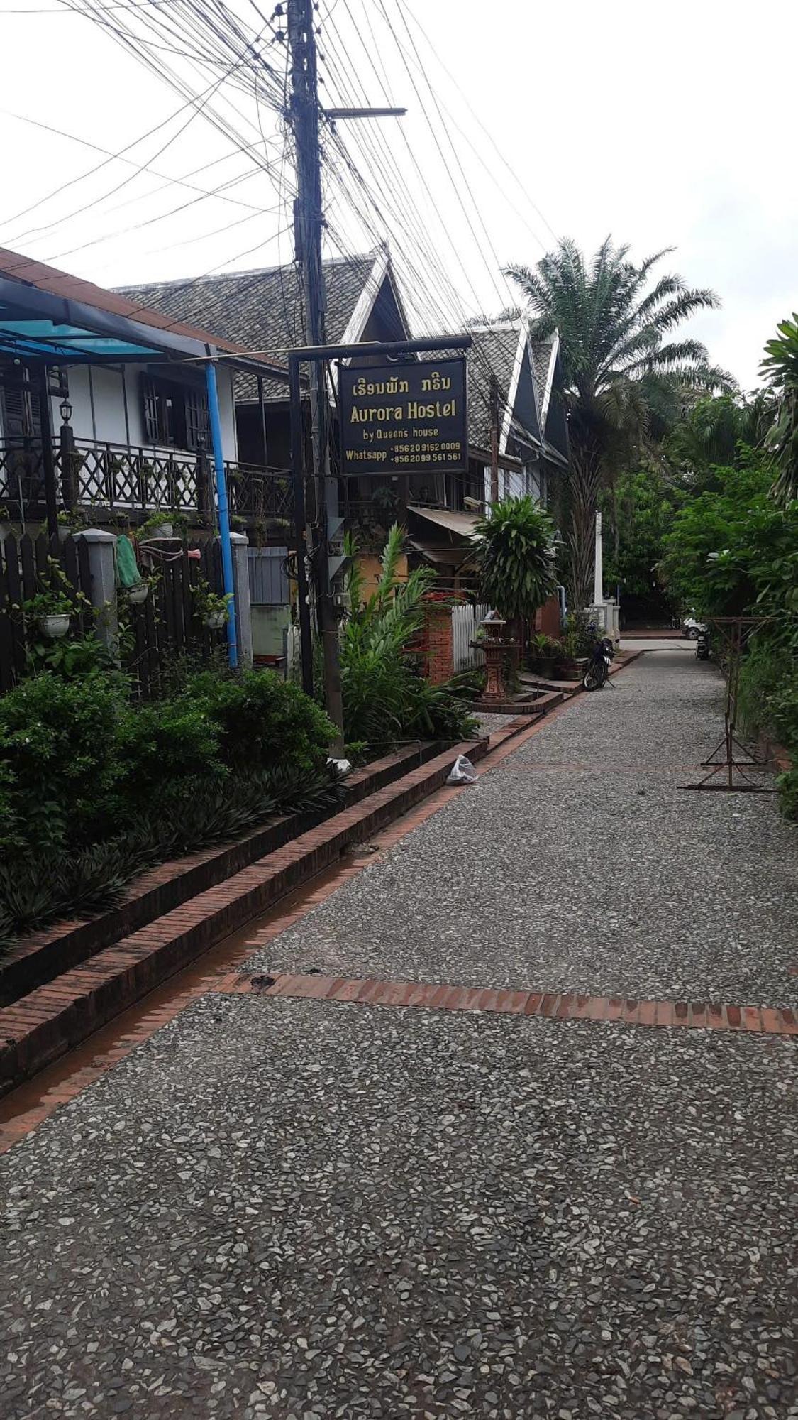 Aurora Backpackers Hostel لوانغ برابانغ المظهر الخارجي الصورة