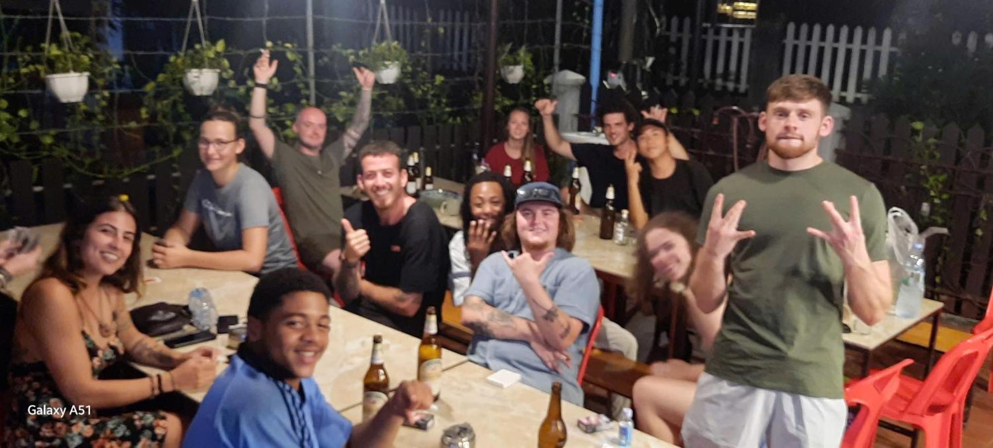 Aurora Backpackers Hostel لوانغ برابانغ المظهر الخارجي الصورة